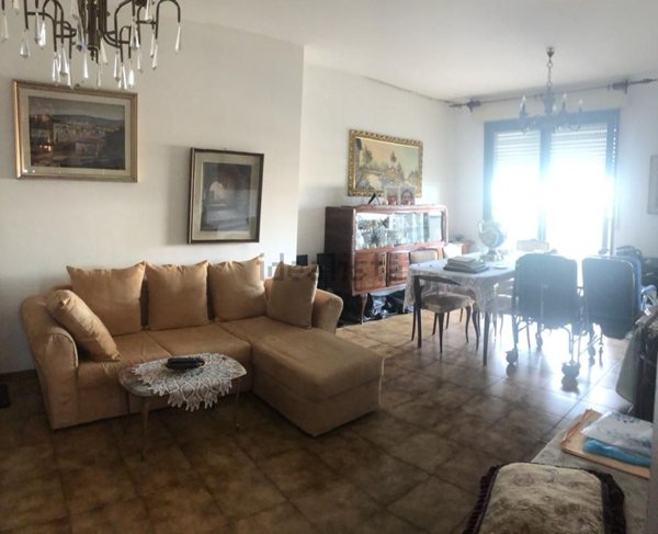 appartamento in vendita a Reggio nell'Emilia in zona Città Storica
