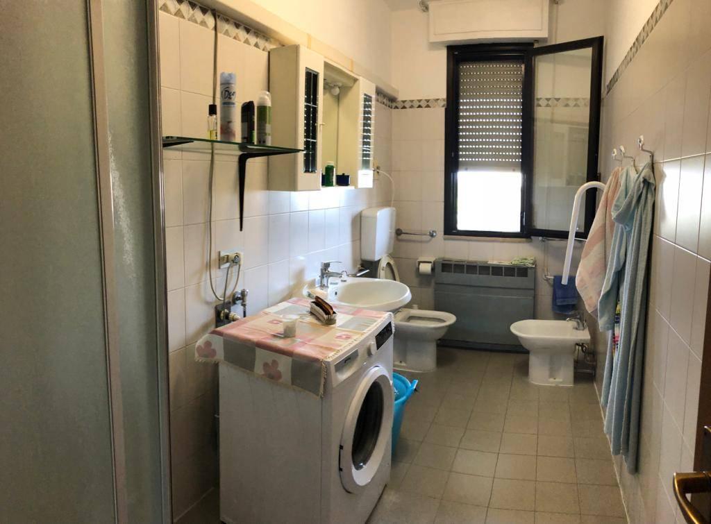appartamento in vendita a Reggio nell'Emilia in zona Città Storica