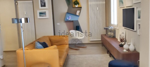 appartamento in vendita a Reggio nell'Emilia in zona Città Storica