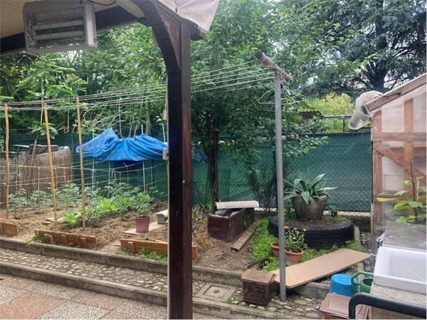 casa indipendente in vendita a Reggio nell'Emilia in zona Sesso