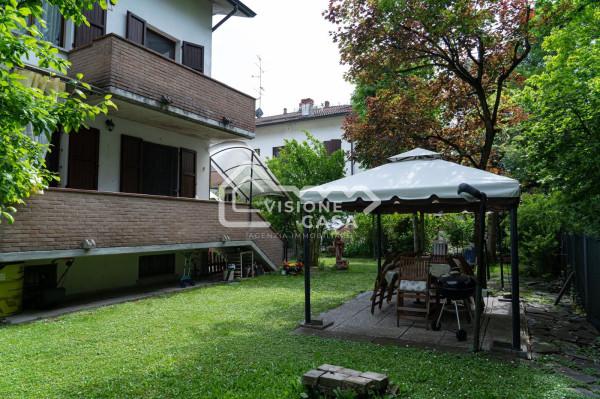 appartamento in vendita a Reggio nell'Emilia in zona Città Storica