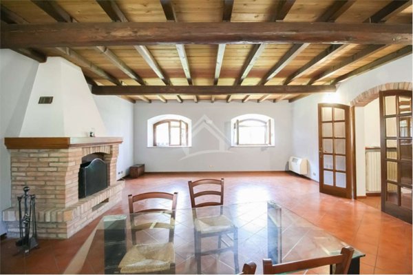 casa indipendente in vendita a Reggio nell'Emilia in zona Gavasseto