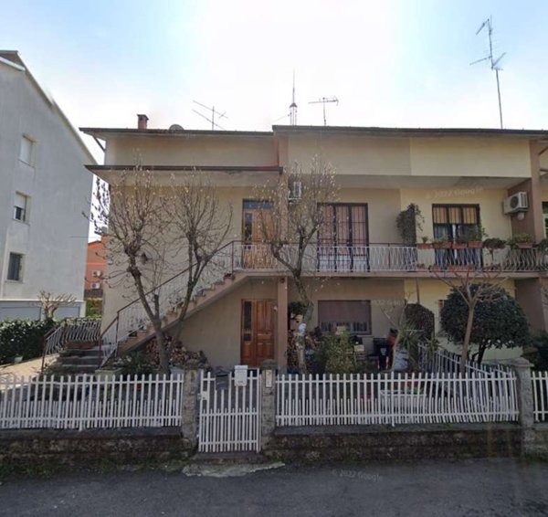 appartamento in vendita a Reggio nell'Emilia in zona Tribunale