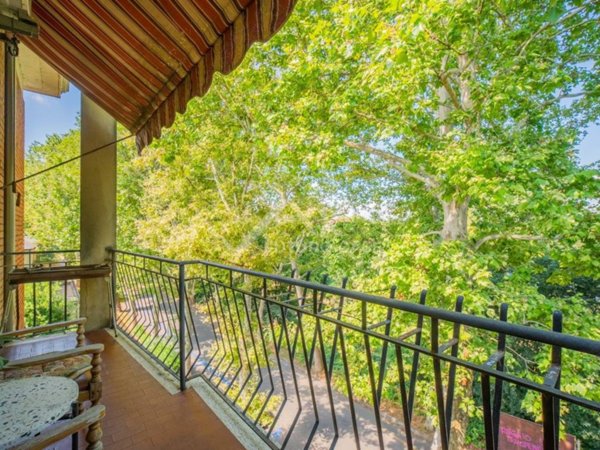 appartamento in vendita a Reggio nell'Emilia in zona Città Storica