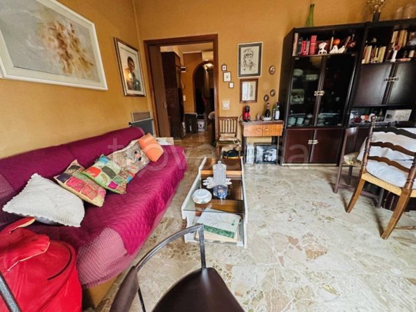 appartamento in vendita a Reggio nell'Emilia in zona Città Storica