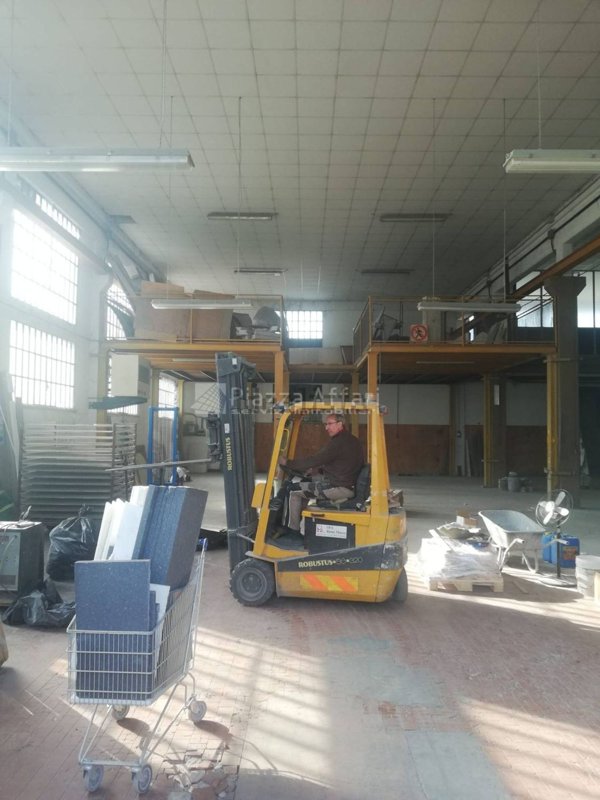 ufficio in vendita a Reggio nell'Emilia