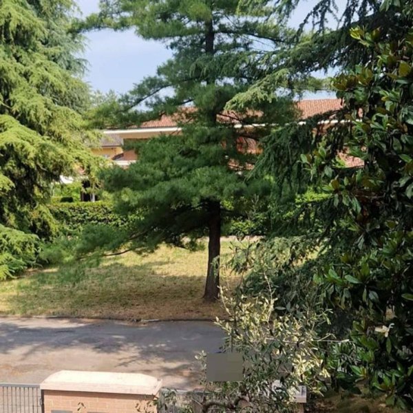 appartamento in vendita a Reggio nell'Emilia in zona Città Storica