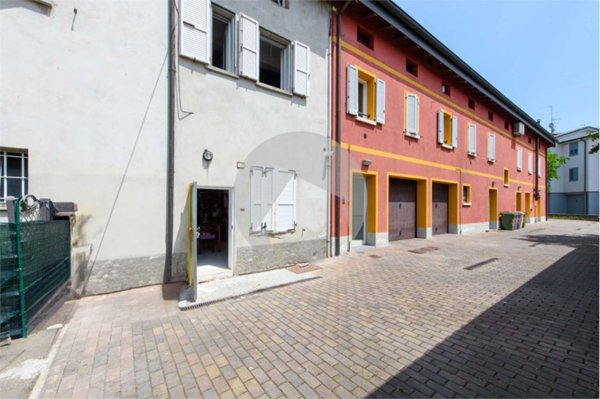 casa indipendente in vendita a Reggio nell'Emilia