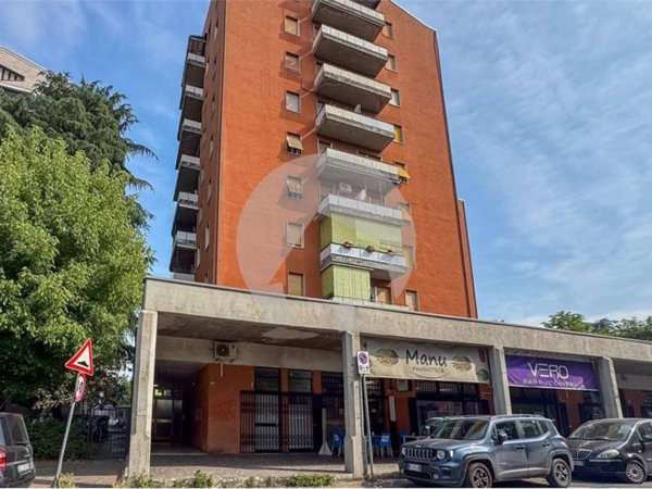 appartamento in vendita a Reggio nell'Emilia in zona Città Storica