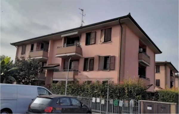 appartamento in vendita a Reggio nell'Emilia in zona Tribunale