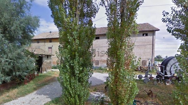 rudere in vendita a Reggio nell'Emilia in zona Gavassa