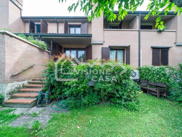 casa indipendente in vendita a Reggio nell'Emilia