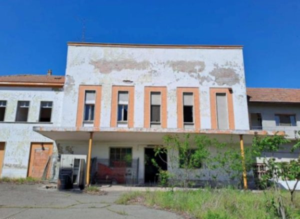 terreno edificabile in vendita a Reggio nell'Emilia in zona Tribunale