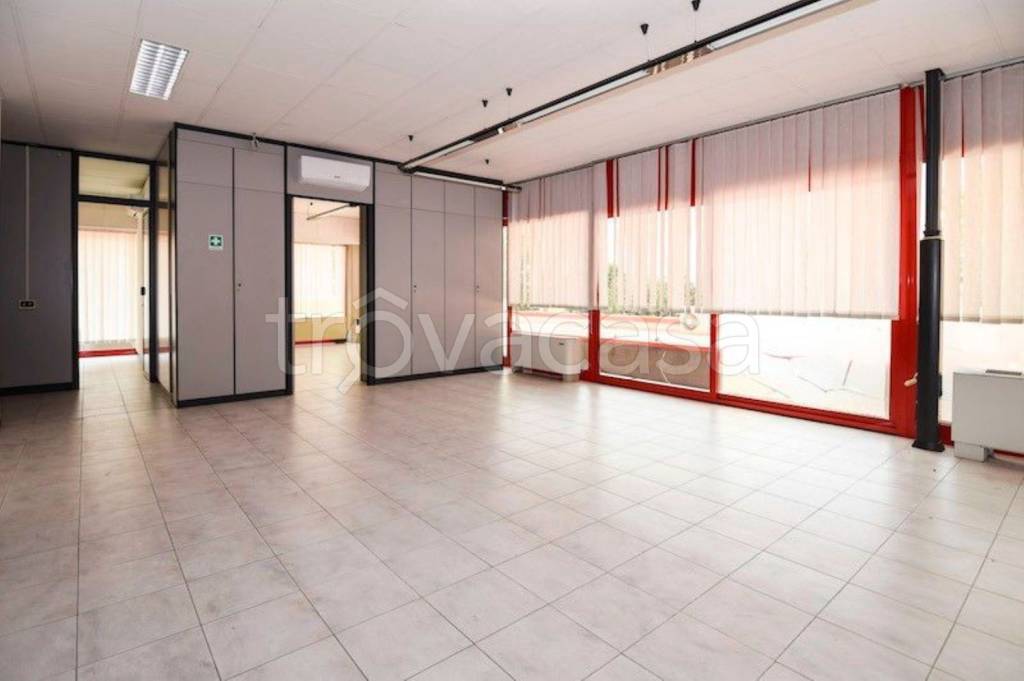 ufficio in vendita a Reggio nell'Emilia