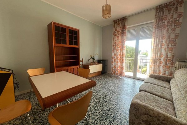 appartamento a Reggio nell'Emilia in zona San Pellegrino / Villa Canali