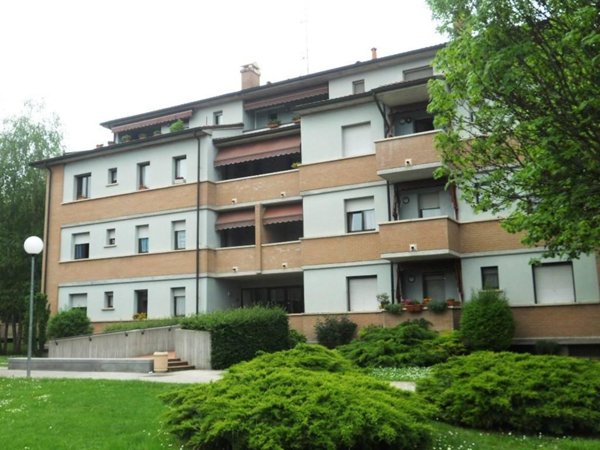 appartamento in vendita a Reggio nell'Emilia in zona Città Storica