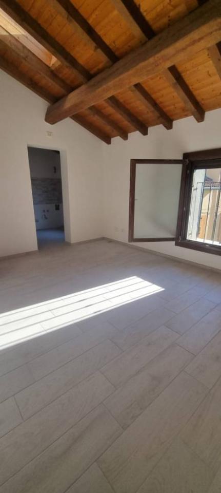 appartamento in vendita a Reggio nell'Emilia in zona Città Storica