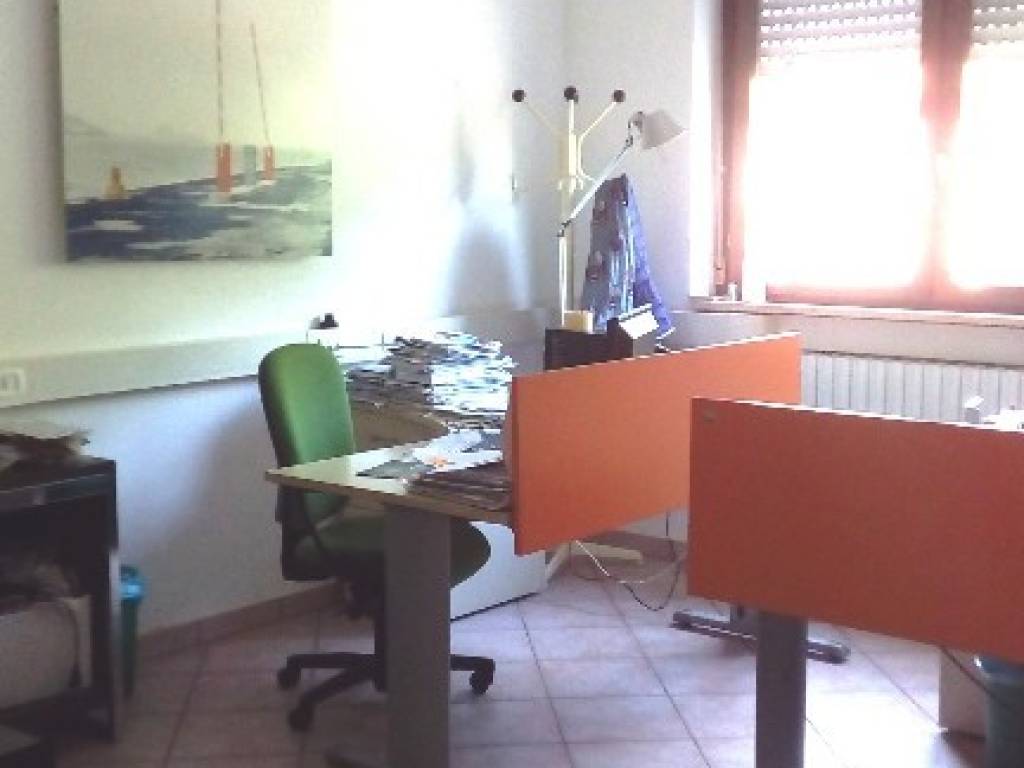 negozio in vendita a Reggio nell'Emilia