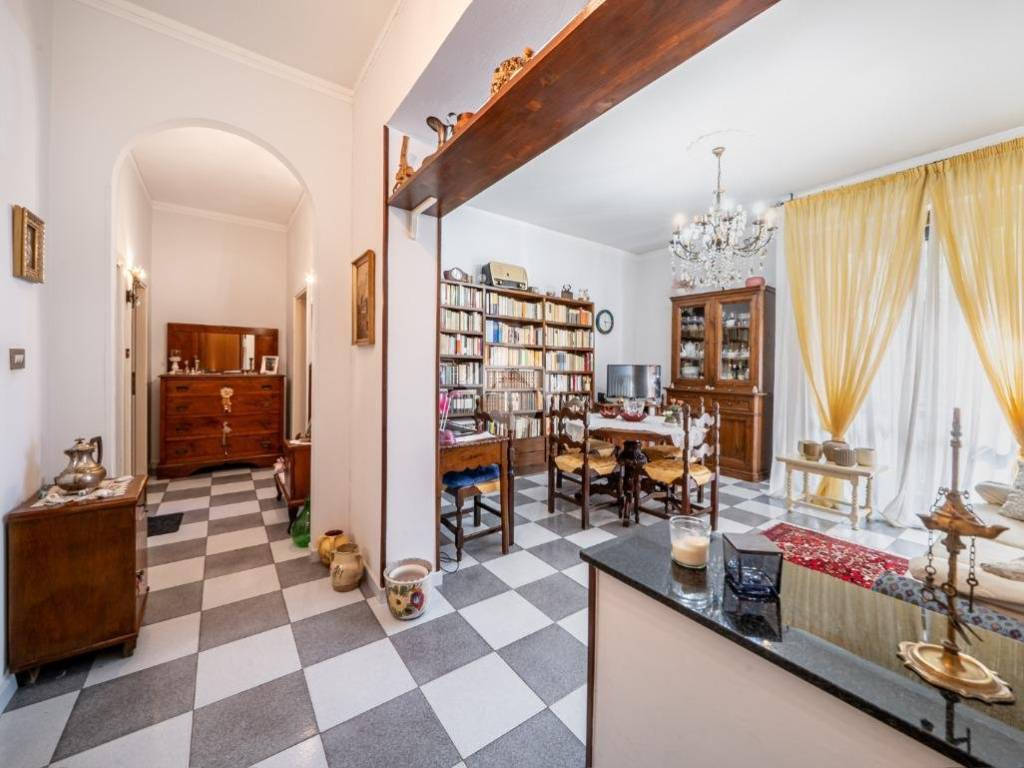 appartamento in vendita a Reggio nell'Emilia in zona Città Storica