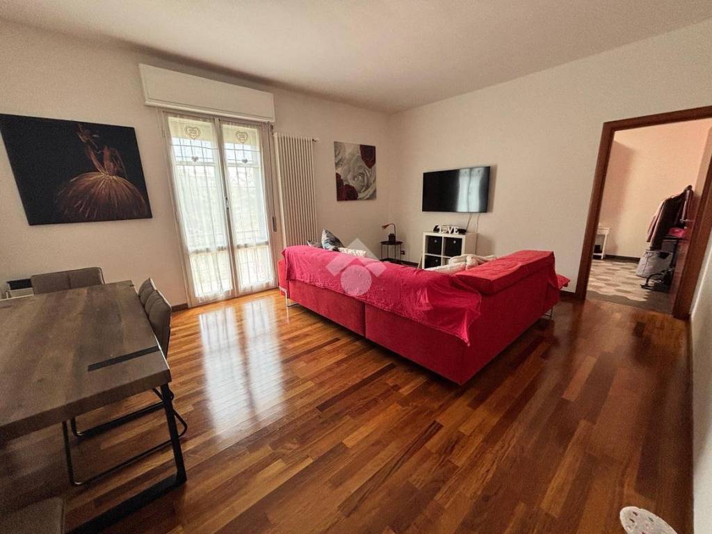 appartamento in vendita a Reggio nell'Emilia in zona Regina Pacis
