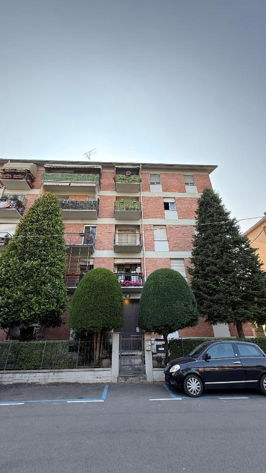 appartamento in vendita a Reggio nell'Emilia in zona Città Storica