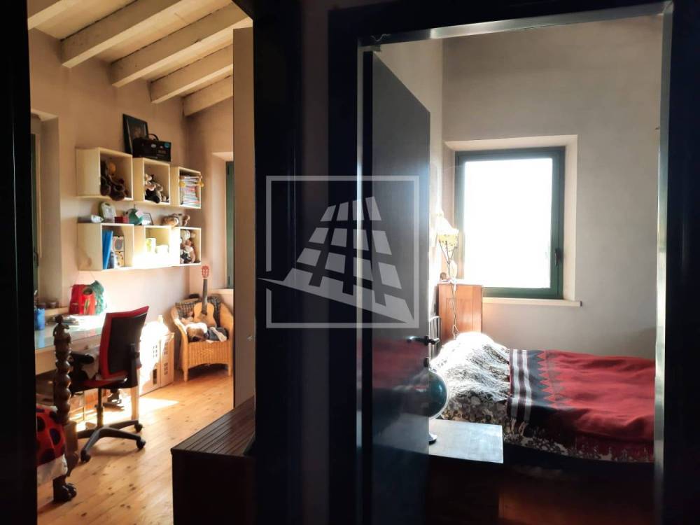casa indipendente in vendita a Reggio nell'Emilia