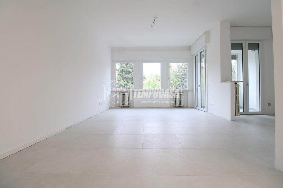 appartamento in vendita a Reggio nell'Emilia in zona Città Storica