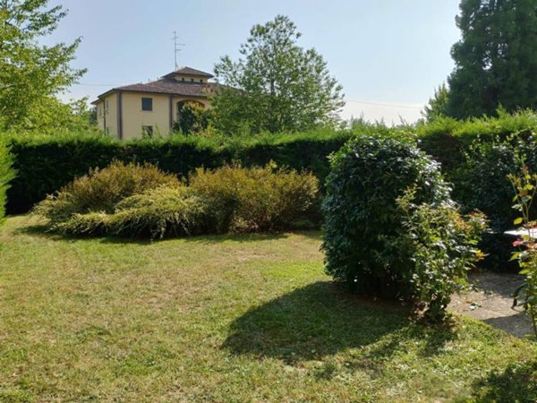 appartamento in vendita a Reggio nell'Emilia in zona Cavazzoli