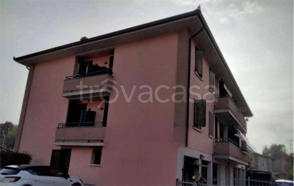 appartamento in vendita a Reggio nell'Emilia in zona Tribunale