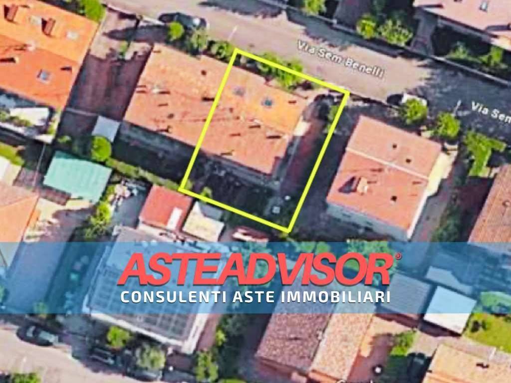 casa indipendente in vendita a Reggio nell'Emilia in zona Baragalla