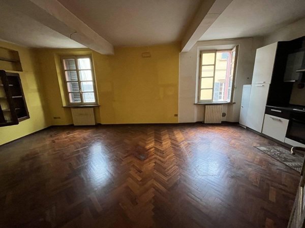 appartamento in vendita a Reggio nell'Emilia in zona Città Storica