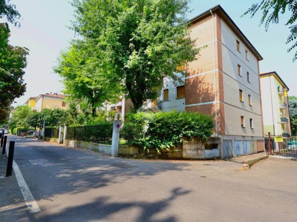 appartamento in vendita a Reggio nell'Emilia in zona Città Storica