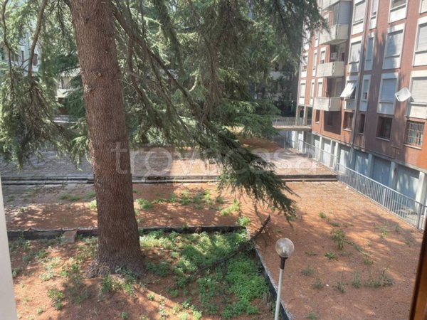 appartamento in vendita a Reggio nell'Emilia in zona Mirabello