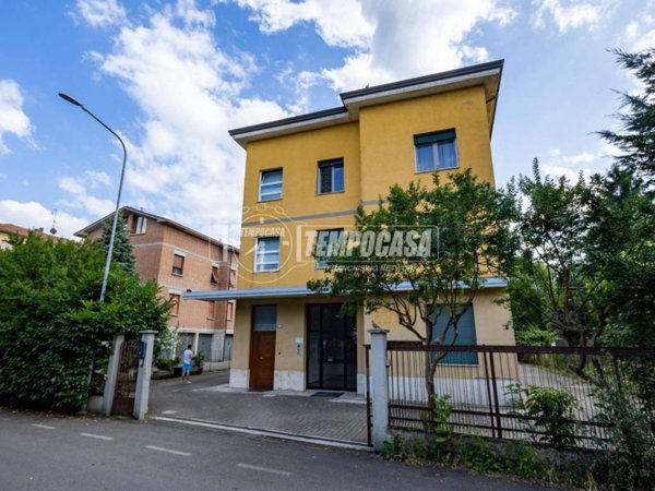 appartamento in vendita a Reggio nell'Emilia in zona Città Storica