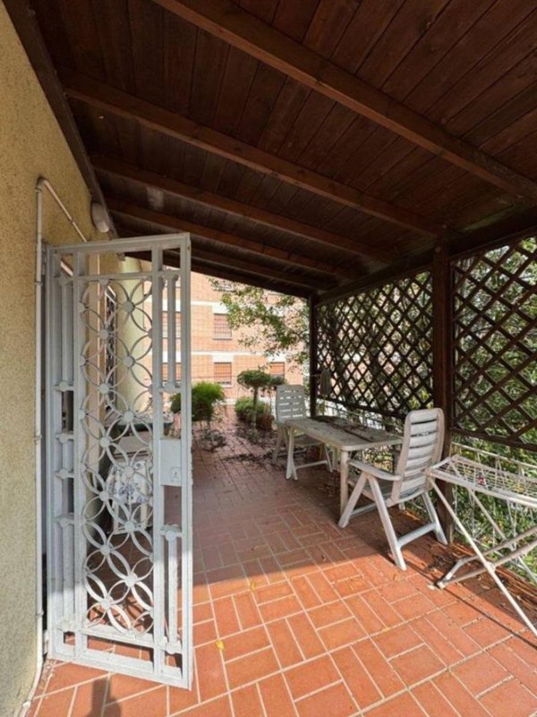 casa indipendente in vendita a Reggio nell'Emilia in zona Città Storica