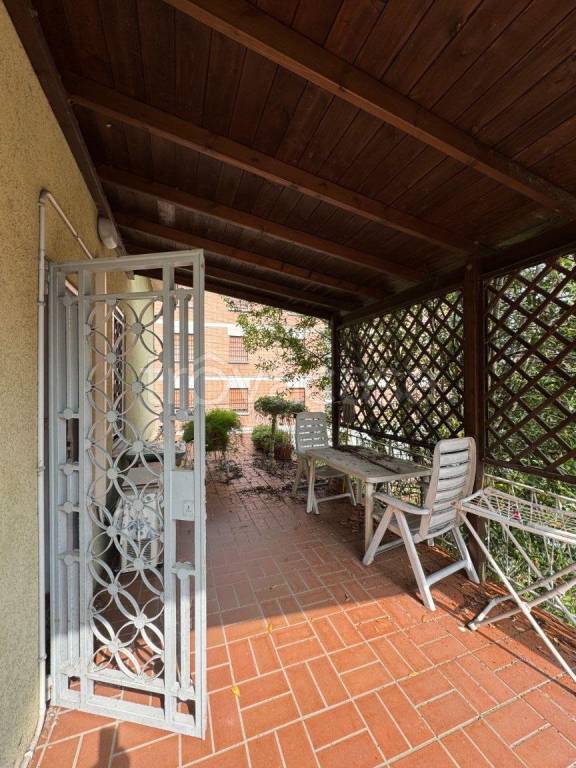 casa indipendente in vendita a Reggio nell'Emilia