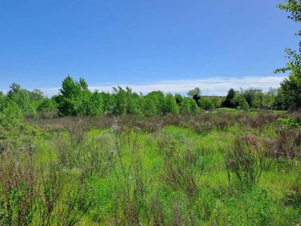 terreno edificabile in vendita a Reggio nell'Emilia in zona Tribunale