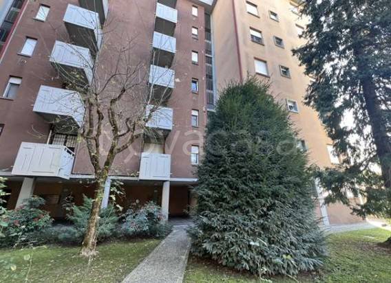 appartamento in vendita a Reggio nell'Emilia in zona Pieve Modolena
