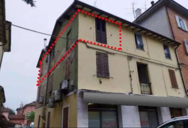 appartamento in vendita a Reggio nell'Emilia in zona Tribunale