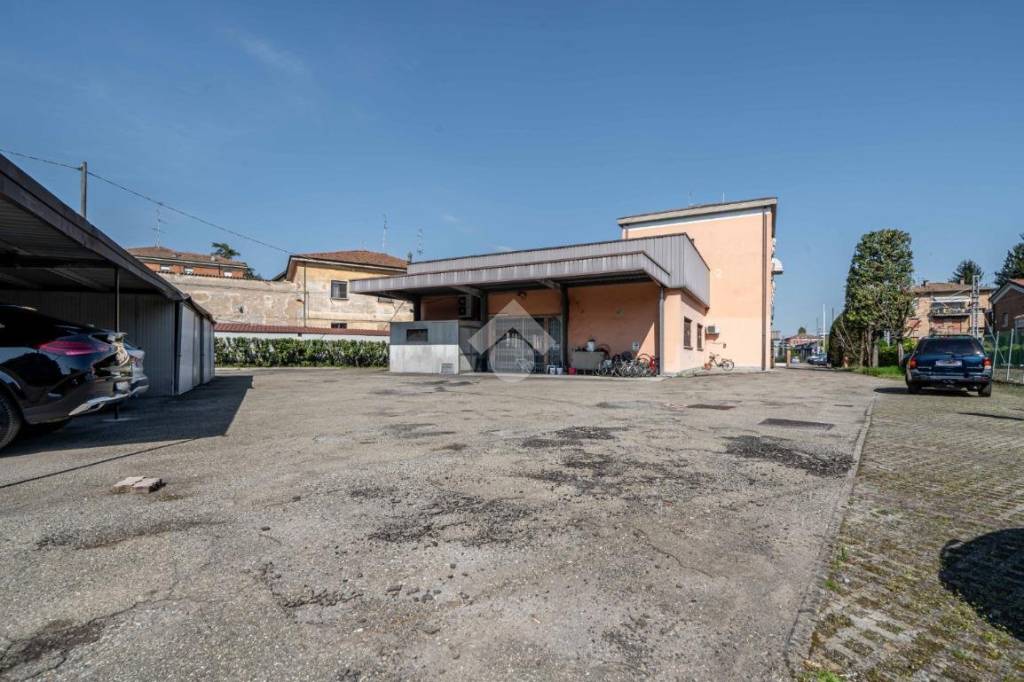 terreno edificabile in vendita a Reggio nell'Emilia in zona Città Storica