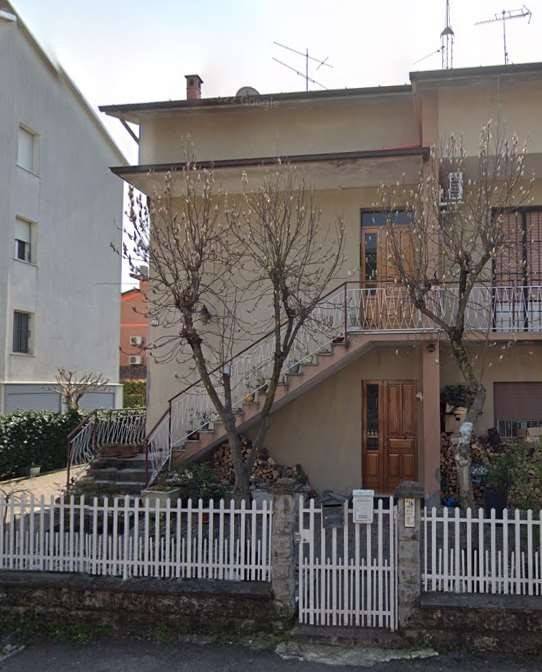 casa indipendente in vendita a Reggio nell'Emilia