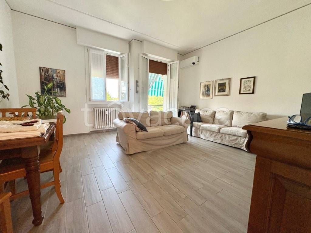 appartamento in vendita a Reggio nell'Emilia in zona Rosta Nuova