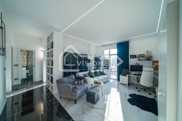 appartamento in vendita a Reggio nell'Emilia in zona Città Storica