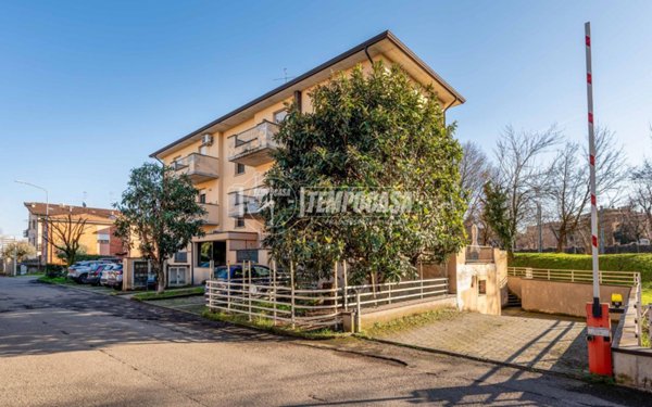 appartamento in vendita a Reggio nell'Emilia in zona Città Storica
