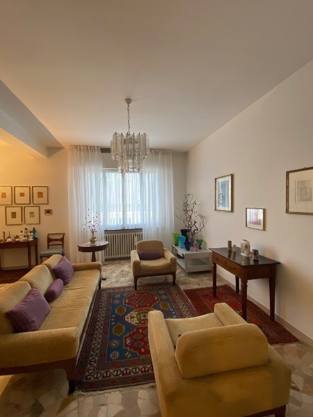 appartamento in vendita a Reggio nell'Emilia in zona Città Storica