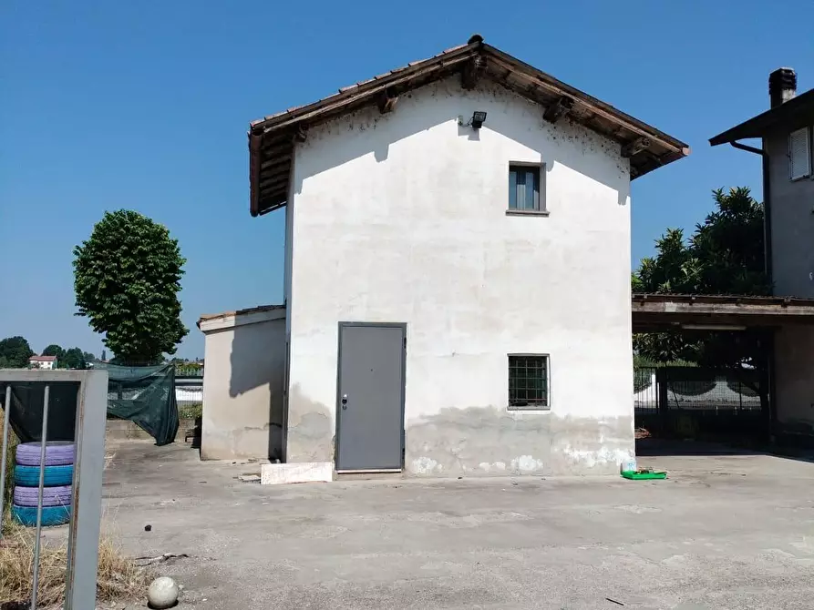 casa indipendente in vendita a Reggio nell'Emilia