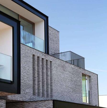 negozio in vendita a Reggio nell'Emilia in zona Sesso