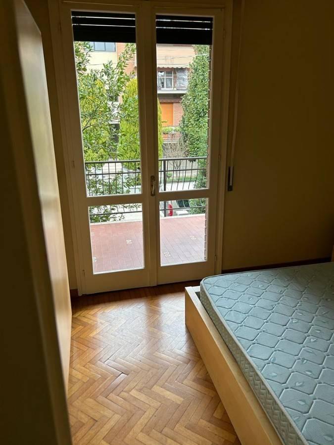 casa indipendente in vendita a Reggio nell'Emilia in zona Città Storica