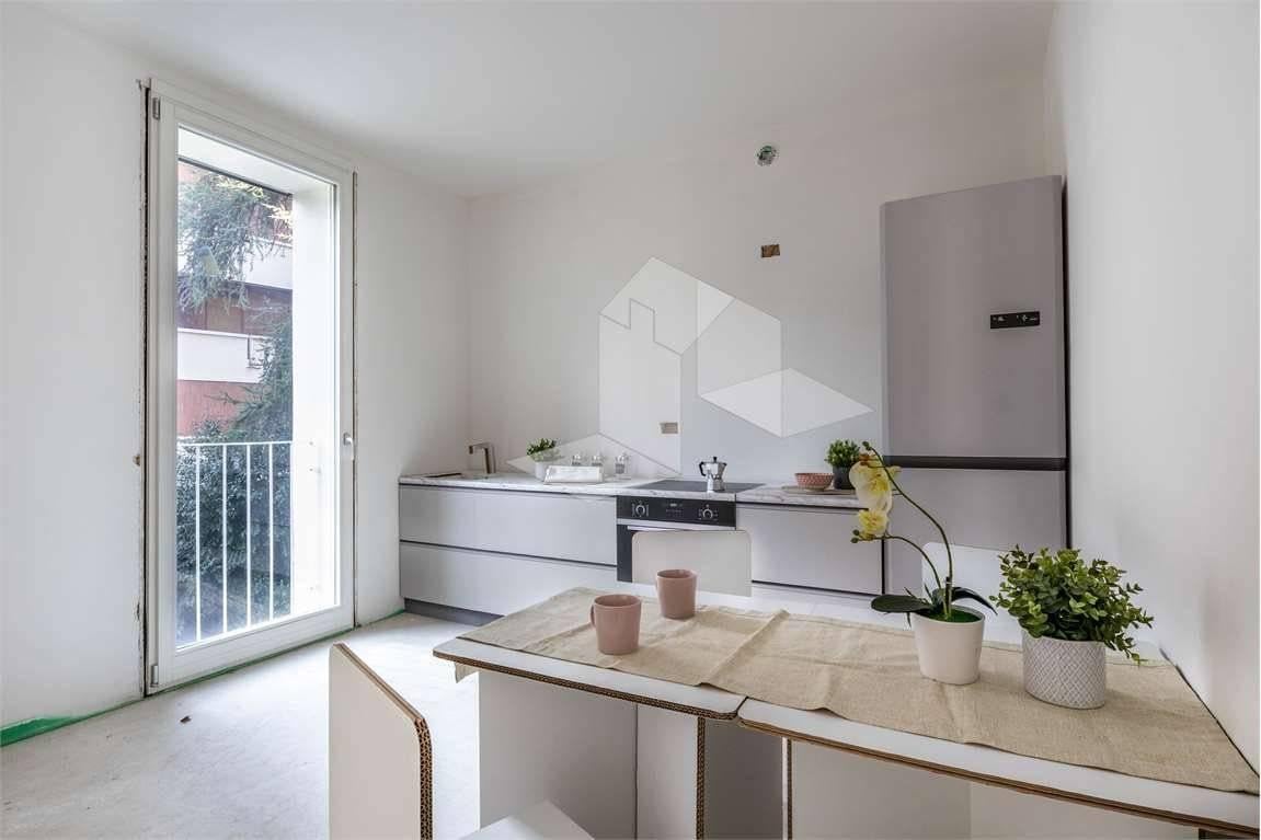 appartamento in vendita a Reggio nell'Emilia in zona Città Storica
