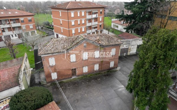 rudere in vendita a Reggio nell'Emilia in zona Fogliano